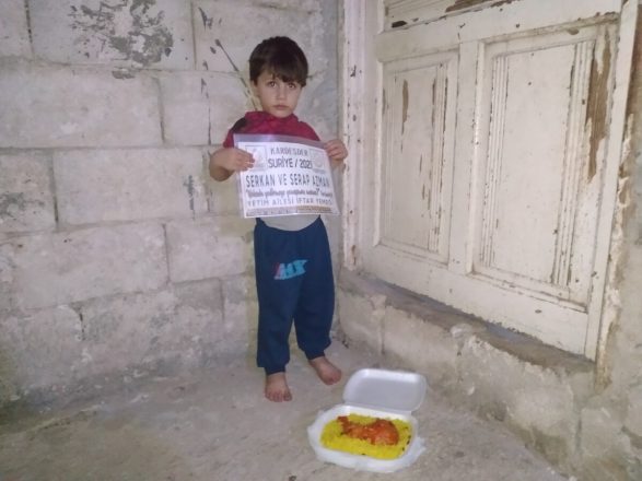 yetimlerin iftar sevincine ortak olmak istemez misin 09