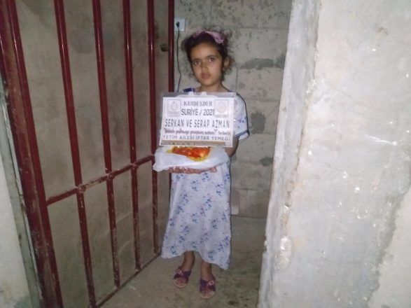 yetimlerin iftar sevincine ortak olmak istemez misin 12
