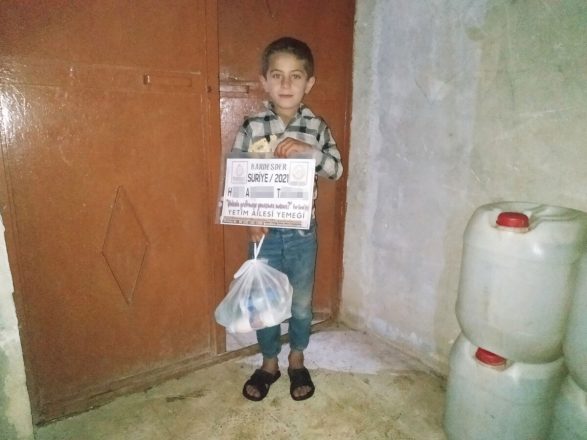 yemek bagislarinizi ihtiyac sahiplerine ulastiriyoruz 07