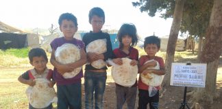 yetim kardeslerimiz bir lokma ekmege muhtac 02