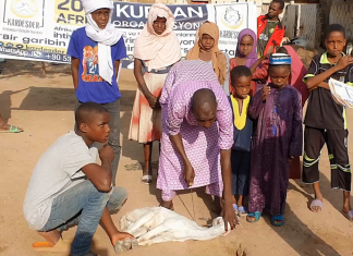 afrikali ihtiyac sahiplerine bagislarin ile el uzat 01