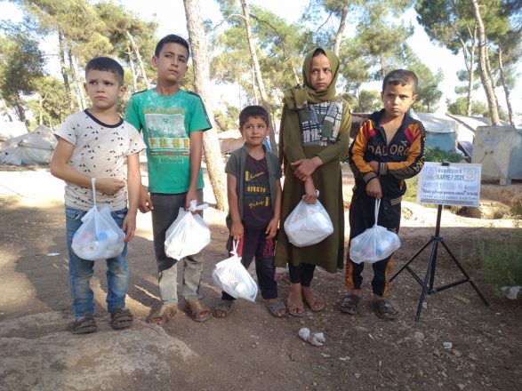 ihtiyac sahiplerine yemek dagitimlarimiz devam ediyor 07