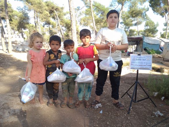 ihtiyac sahiplerine yemek dagitimlarimiz devam ediyor 10