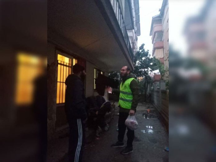 kardesder olarak afetzedelerin yanindayiz 01 kardesder olarak afetzedelerin yanindayiz 01