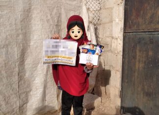 cocuklar icin bir paket mutluluk 01