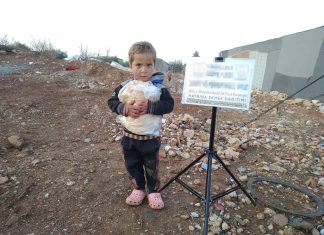 onlar ekmek yardimlarinizin yolunu gozluyor 01