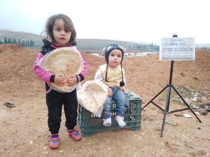 yiyecek ekmek bulmakta dahi zorlanan kardeslerini unutma 01 yiyecek ekmek bulmakta dahi zorlanan kardeslerini unutma 01