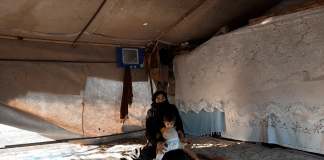 Yetim Ailesinin Sesine Kulak Verin Ne Ilac Ne De Ekmek Almaya Durumlari Yok