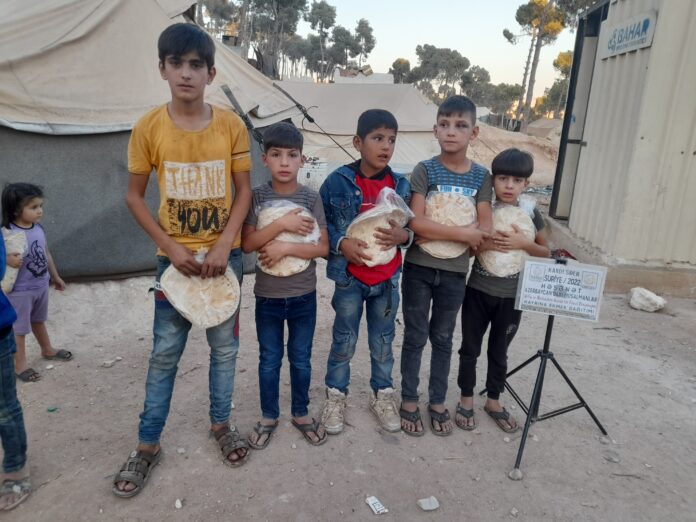 Azerbaycan Daki Muslumanlardan Suriye Deki Yetimlere Ekmek Yardimi