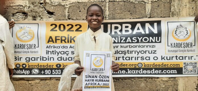 Hayir Kurbani Etlerinizi Afrika Nin Yetimlerine Ulastirdik
