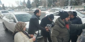 Deprem Bolgesinde Ihtiyac Sahibi Depremzedelere Iclik Giysi Dagitimi