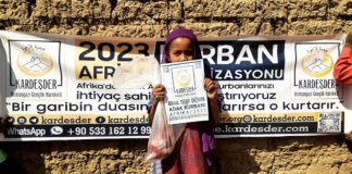 Kurban Bagisin Ile Kara Kitanin Siyah Incilerini Doyur