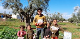 Kurban Bagislariniz Ile Cadir Kentlerin Yetimlerini Doyuruyoruz