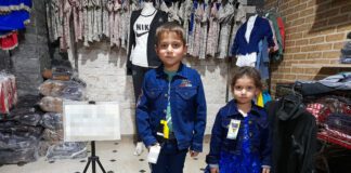 Artik Onlarin Da Yepisyeni Giysileri Var
