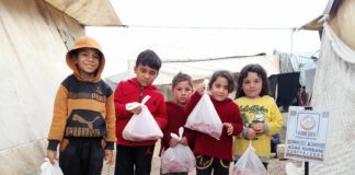Cadir Kentlerde Yasam Mucadelesi Veren Yetimlerimize Kurban Ikrami