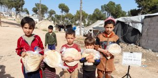cadir kentlerdeki depremzede yetim cocuklarimiza sicak yemek dagitimi 01 scaled