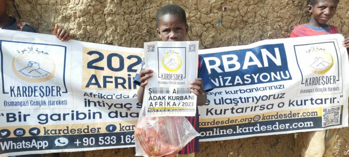 Kara Kitada Bagislarin Kurbana Donusuyor