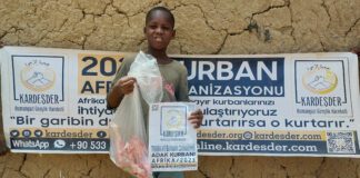 Kurban Etlerini Afrika Nin Yetimleriyle Paylasmak Demek Kardeslik Demek