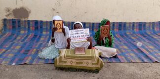 En Kutsal Hediye Afrika Ya Kur An I Kerim Gonderiyoruz