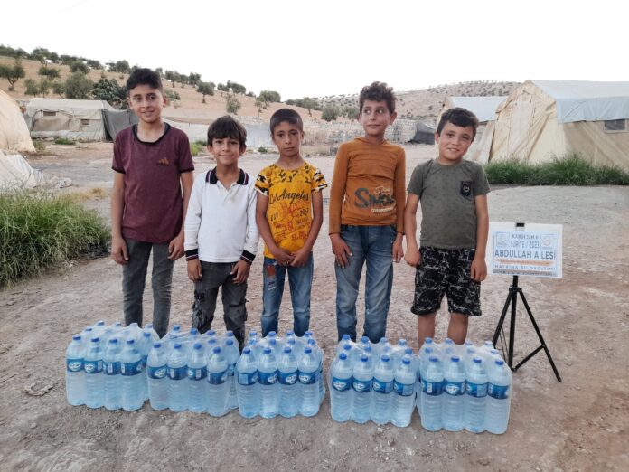 Bu Yaz Sicaginda Bir Koli Su Ikramin Ile Yetimlerimizi Serinlet