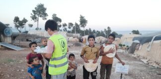 Suriye Deki Cadir Kentlerde Kalan Yetimlerimize Ekmek Yardimi