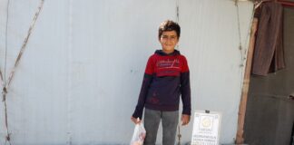 Suriye De Yetimlerin Yuzlerini Gulduren Kurban Etleri