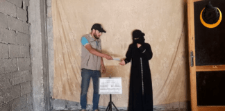 Yetim Ve Yoksul Ailelerimize Nakdi Yardimlarinizi Ulastirmaya Devam Ediyoruz
