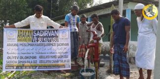 Arakanli Kamplarina Sadirvanli Su Kuyusu Aciyoruz