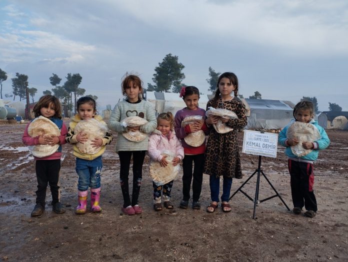 Yetimler Ve Mazlumlar Ekmeksiz Kalmasin