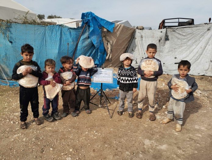 Ekmek Mazlum Kardeslerimizin Ellerinde Guzel