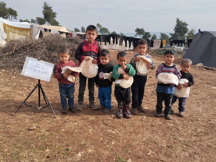 Ekmek Bagislarin Ile Yetim Kardeslerine Sefkat Elini Uzatabilirsin