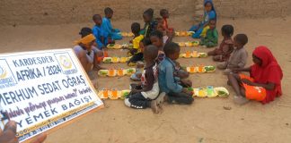 Yemegini Afrika Daki Kardeslerin Ile Paylas
