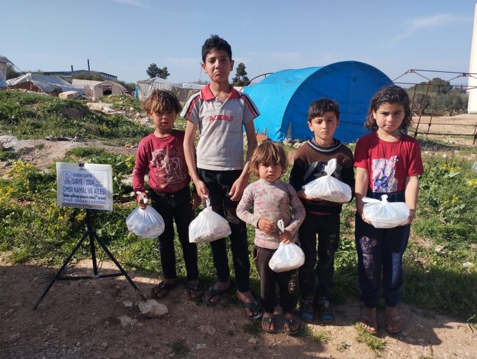 Sen De Cadirlarda Kalan Yetimlerimize Iftar Sevincini Yasat