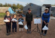 Cadirlarda Kalan Yetimlerimize Sicak Yemek Dagitimi