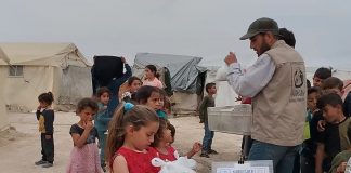 Idlib De Yetimlerimize Sicak Yemek Ikrami