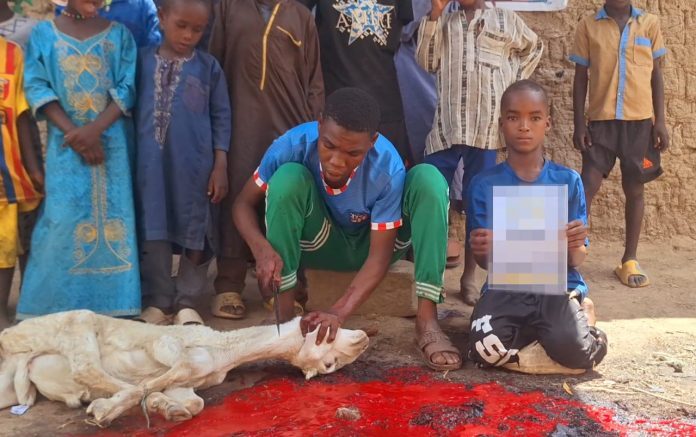 Afrikalı Mazlumlara Kurban Sevincini Yaşat — 36