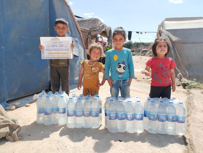 Koli Su Bağışın İle Çadır Kentlerin Susuzluğunu Gider — 5